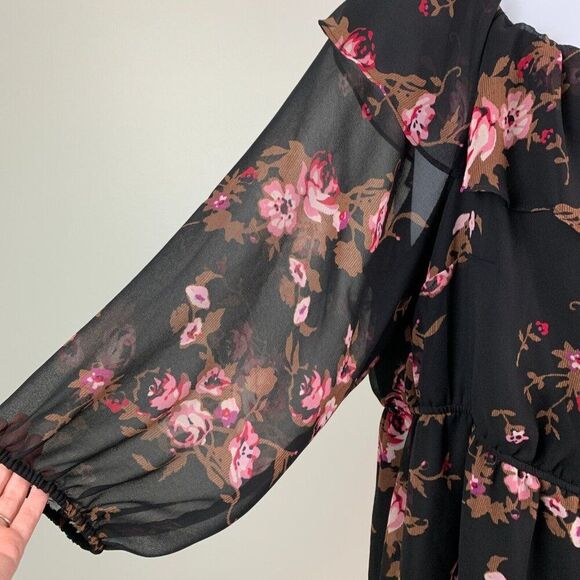 Lane Bryant Blouse 26 3X Plus Black Floral Print Flowy Lined Semi-sheer Ruffle - Picture 3 of 9